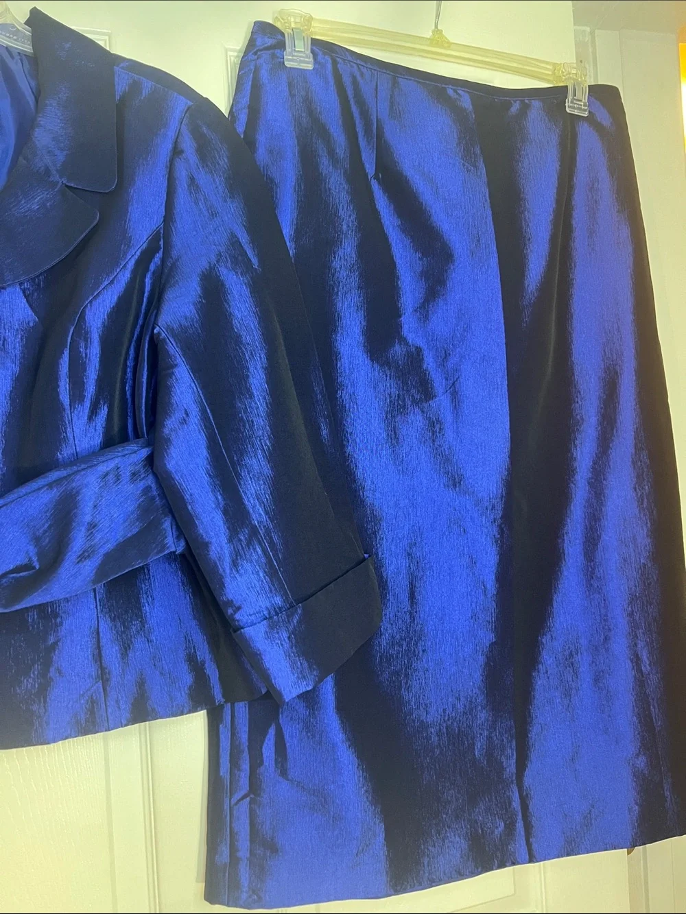 Women's Cobalt Satin Pencil Skirt with Matching Jacket - Elegant Two-Piece